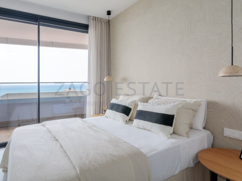 3 bedroom Apartment for sale in Benidorm with garage - € 973,500 (Ref: 9814336)