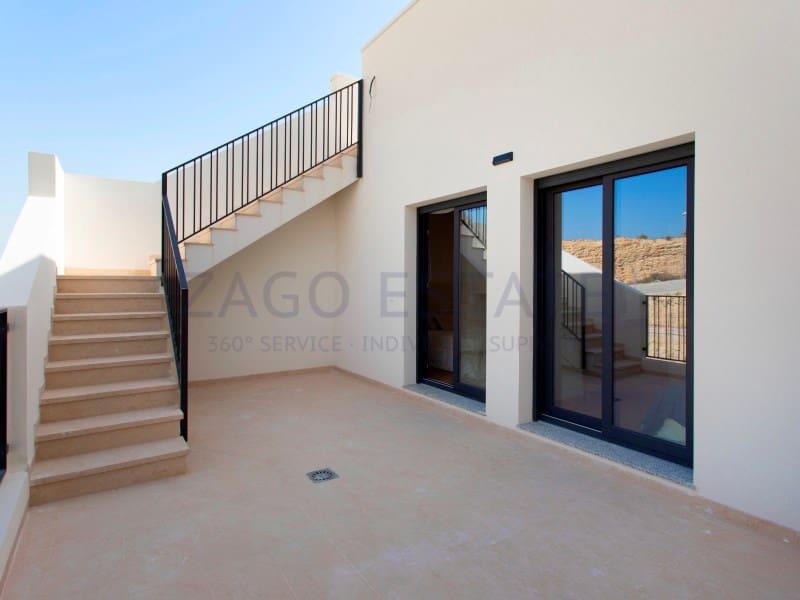 Casa de 3 habitaciones en Monforte del Cid en venta con piscina garaje - 333.500 € (Ref: 9814339)