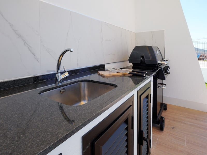 4 bedroom Villa for rent in Finestrat with pool garage - € 3,700 (Ref: 9831095)