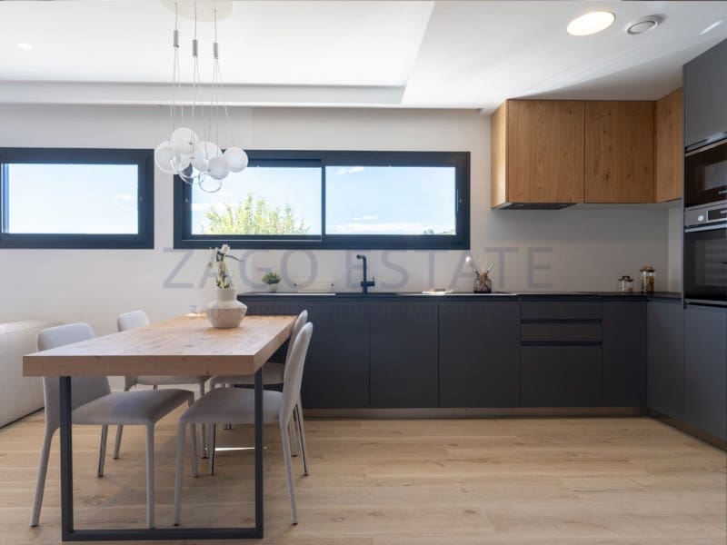 2 soverom Penthouse til salgs i Benitachell / Benitatxell med svømmebasseng - € 473 000 (Ref: 9845266)