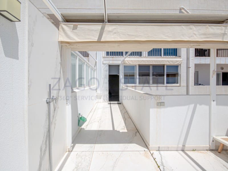 3 Zimmer Apartment zu verkaufen in Benidorm mit Pool Garage - 530.000 € (Ref: 9850991)
