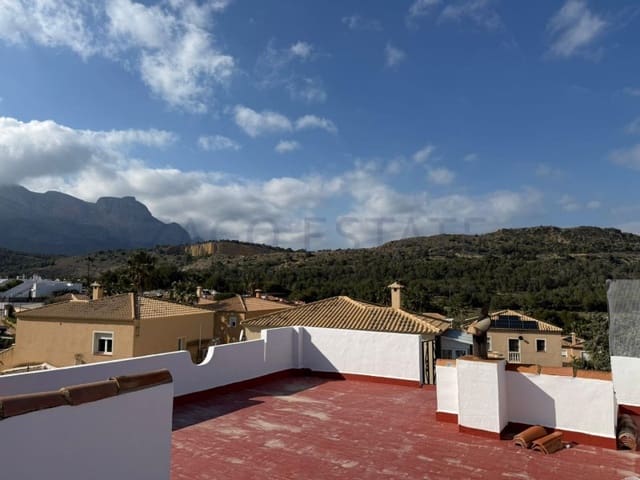 4 slaapkamer Villa te koop in Barranco Hondo - Varadero  , La Nucia met garage - € 395.000 (Ref: 9855427)