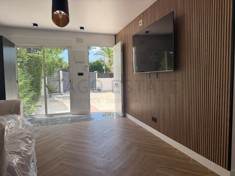 4 chambre Villa/Maison à vendre à La Nucia avec garage - 395 000 € (Ref: 9855427)