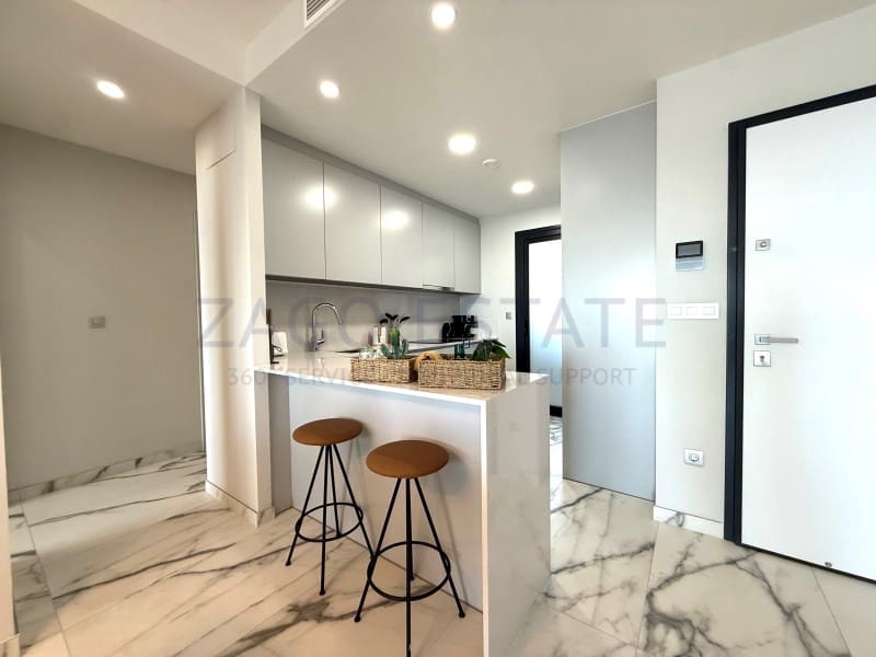 2 bedroom Flat for sale in Benidorm with garage - € 890,000 (Ref: 9855428)