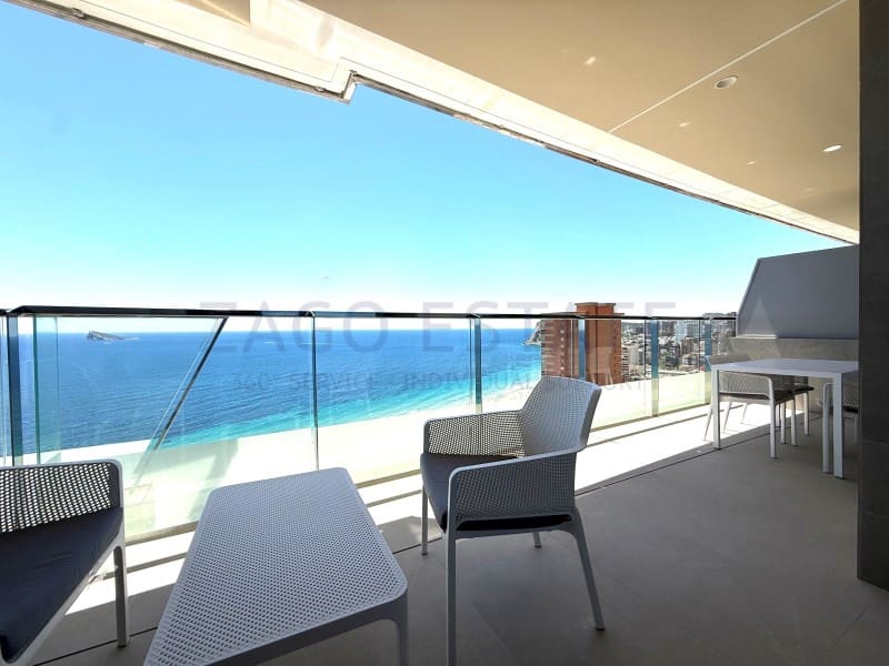 2 bedroom Flat for sale in Benidorm with garage - € 890,000 (Ref: 9855428)