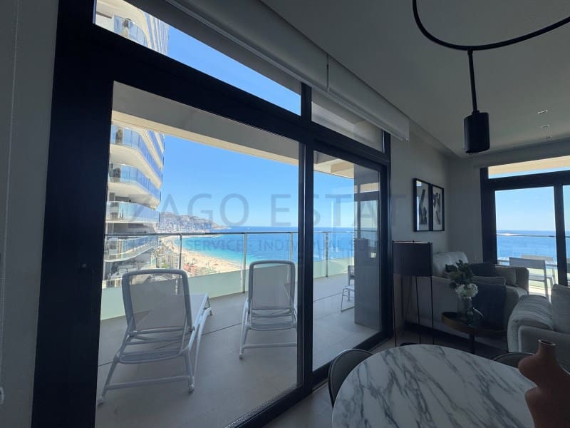 3 bedroom Flat for sale in Benidorm with garage - € 937,000 (Ref: 9855429)
