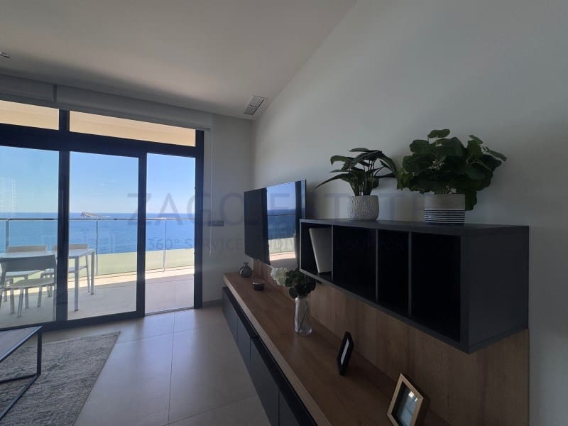 3 bedroom Flat for sale in Benidorm with garage - € 937,000 (Ref: 9855429)