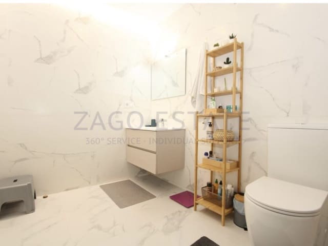 3 sovrum Semi-fristående Villa att hyra i Playa Poniente, Benidorm med pool garage - 4 000 € (Ref: 9873128)