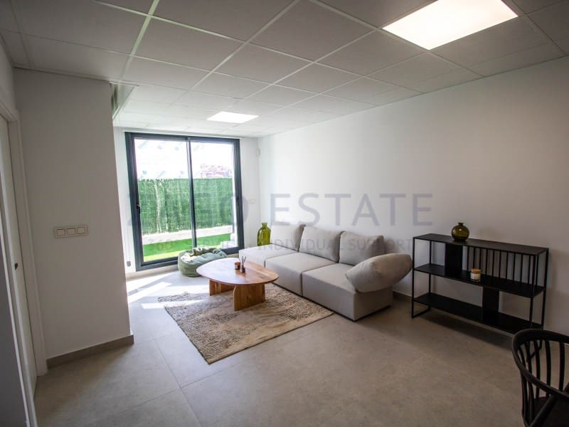 3 bedroom Villa for sale in Finestrat - € 579,000 (Ref: 9875878)