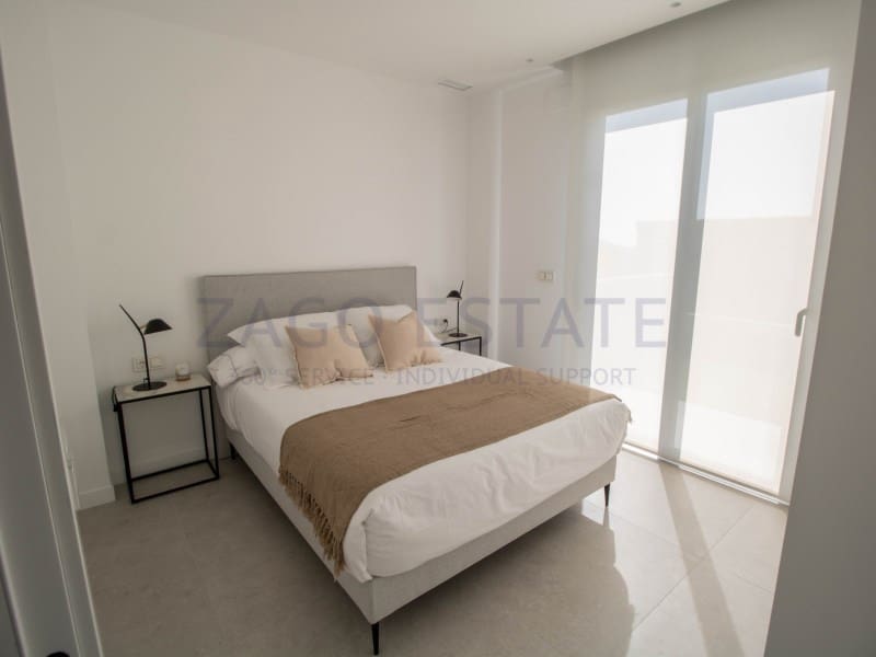 3 bedroom Villa for sale in Finestrat - € 579,000 (Ref: 9875878)