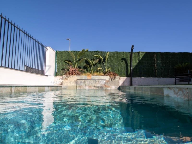3 bedroom Villa for sale in Finestrat - € 579,000 (Ref: 9875878)