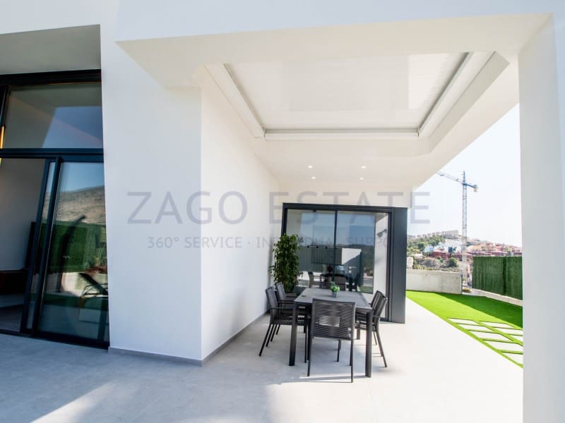3 bedroom Villa for sale in Finestrat - € 579,000 (Ref: 9875878)
