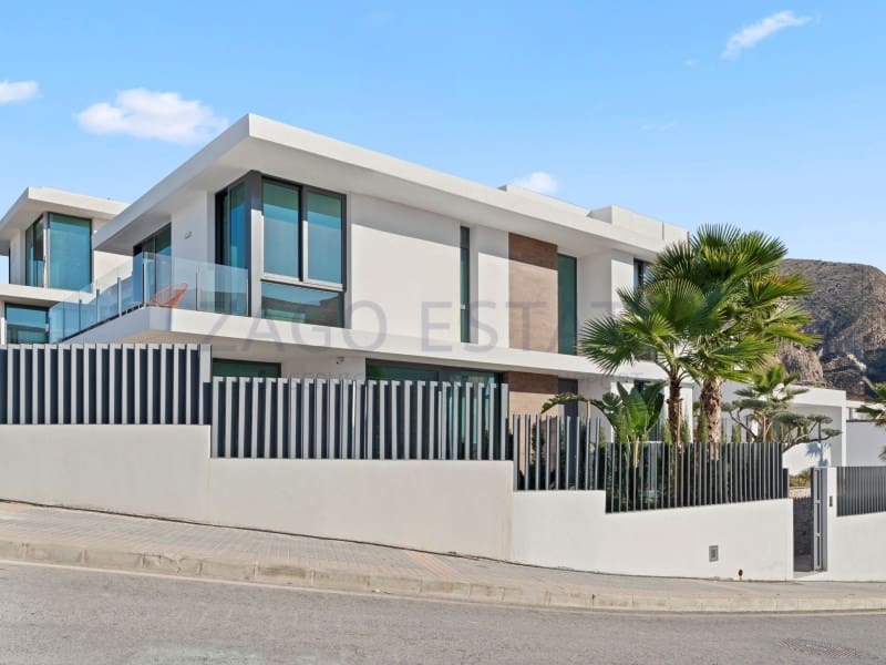 3 soverom Villa til salgs i Benidorm - € 1 237 000 (Ref: 9875896)