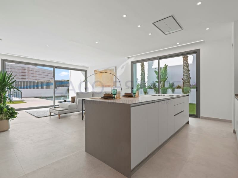 4 soverom Villa til salgs i Benidorm - € 3 000 000 (Ref: 9875903)