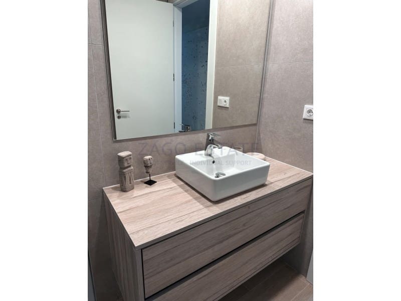 2 soverom Leilighet til salgs i Benidorm med garasje - € 805 000 (Ref: 9878773)