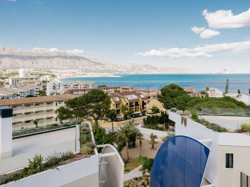 2 sovrum Lägenhet till salu i Albir med pool - 580 000 € (Ref: 9892339)