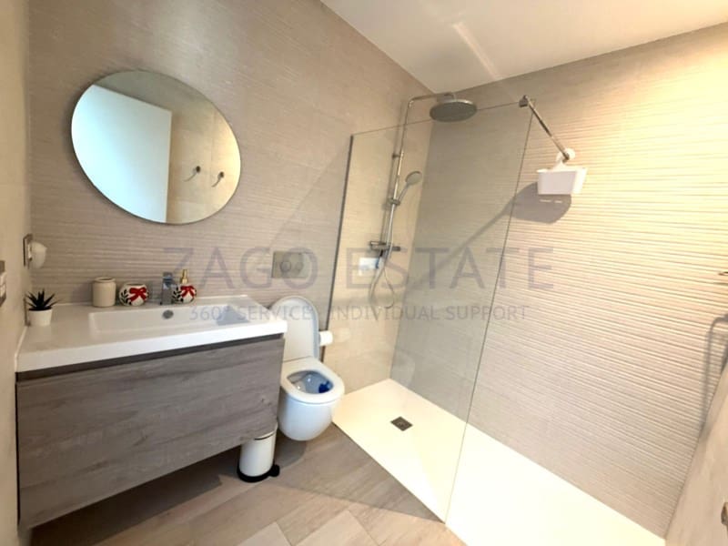 Villa/Maison de 4 chambres à louer à Finestrat avec piscine garage - 4 300 € (Ref: 9894440)