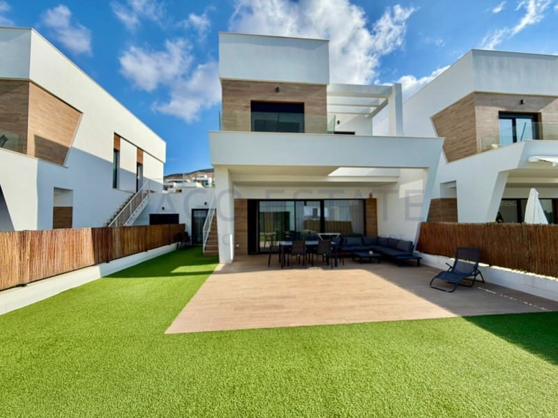 Villa/Maison de 4 chambres à louer à Finestrat avec piscine garage - 4 300 € (Ref: 9894440)