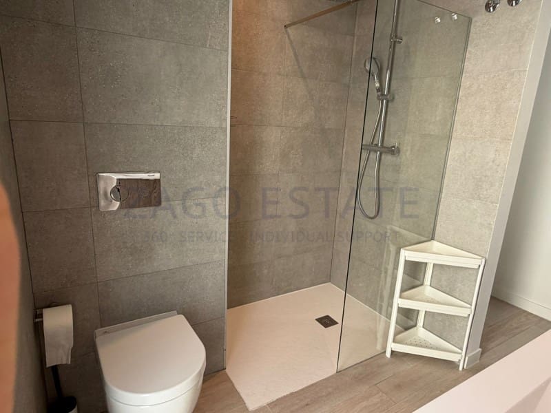 Villa/Maison de 4 chambres à louer à Finestrat avec piscine garage - 4 300 € (Ref: 9894440)