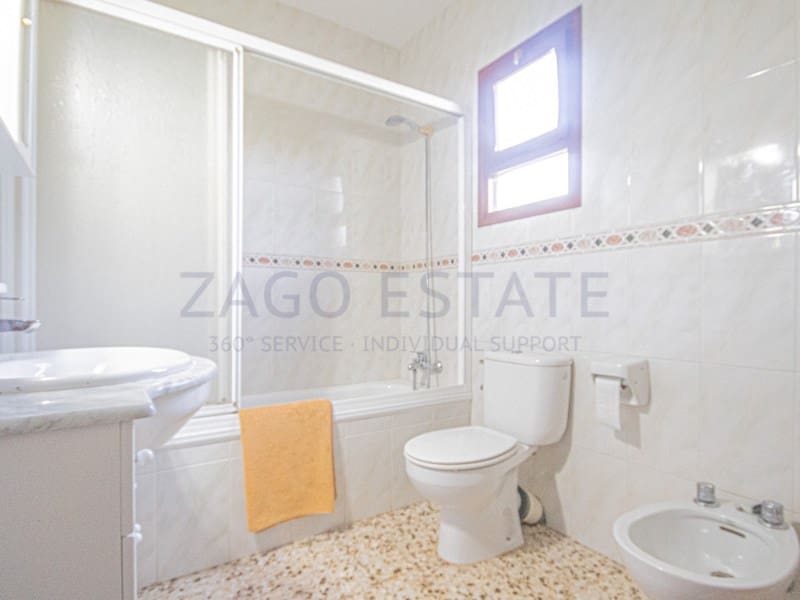 3 camera da letto Villa da affitare come casa vacanza in La Nucia con piscina garage - 2.000 € (Rif: 9910405)