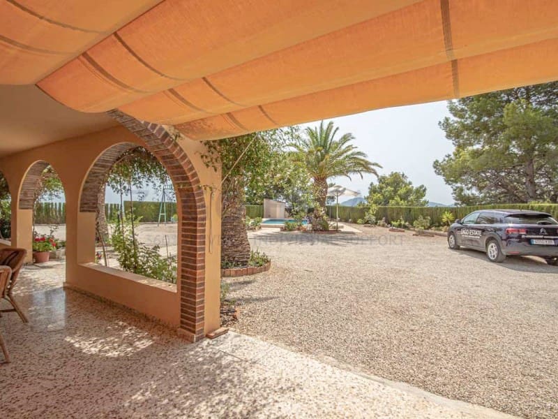 3 camera da letto Villa da affitare come casa vacanza in La Nucia con piscina garage - 2.000 € (Rif: 9910405)