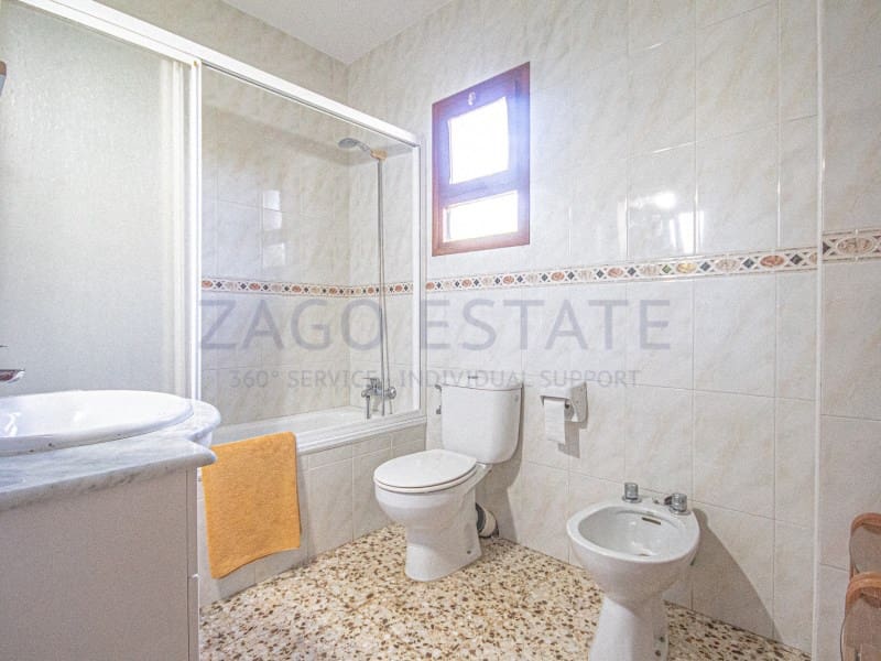 3 camera da letto Villa da affitare come casa vacanza in La Nucia con piscina garage - 2.000 € (Rif: 9910405)