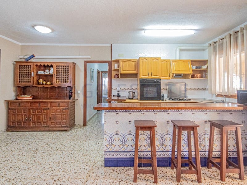 3 camera da letto Villa da affitare come casa vacanza in La Nucia con piscina garage - 2.000 € (Rif: 9910405)