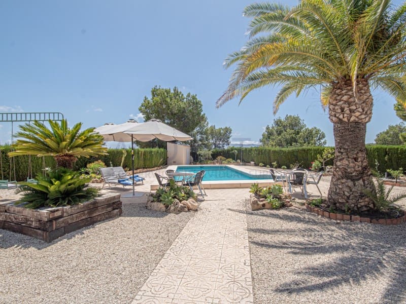 3 camera da letto Villa da affitare come casa vacanza in La Nucia con piscina garage - 2.000 € (Rif: 9910405)