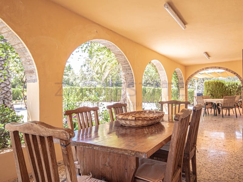 3 camera da letto Villa da affitare come casa vacanza in La Nucia con piscina garage - 2.000 € (Rif: 9910405)