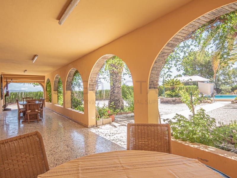 3 camera da letto Villa da affitare come casa vacanza in La Nucia con piscina garage - 2.000 € (Rif: 9910405)