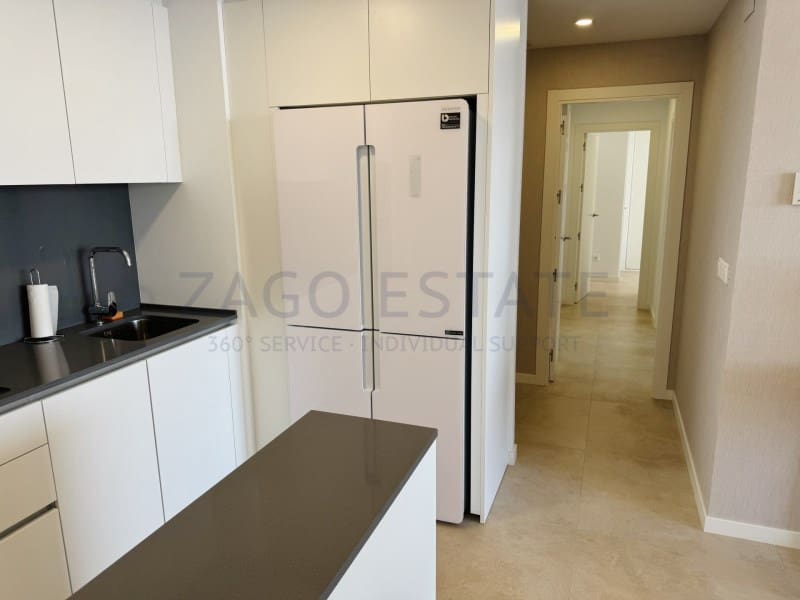3 slaapkamer Flat te koop in Benidorm met garage - € 690.000 (Ref: 9910406)