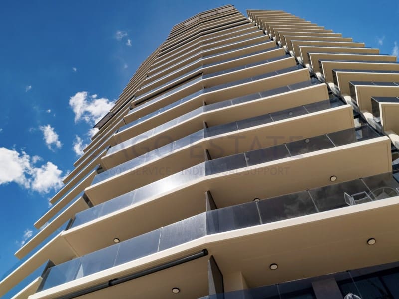 3 slaapkamer Flat te koop in Benidorm met garage - € 690.000 (Ref: 9910406)