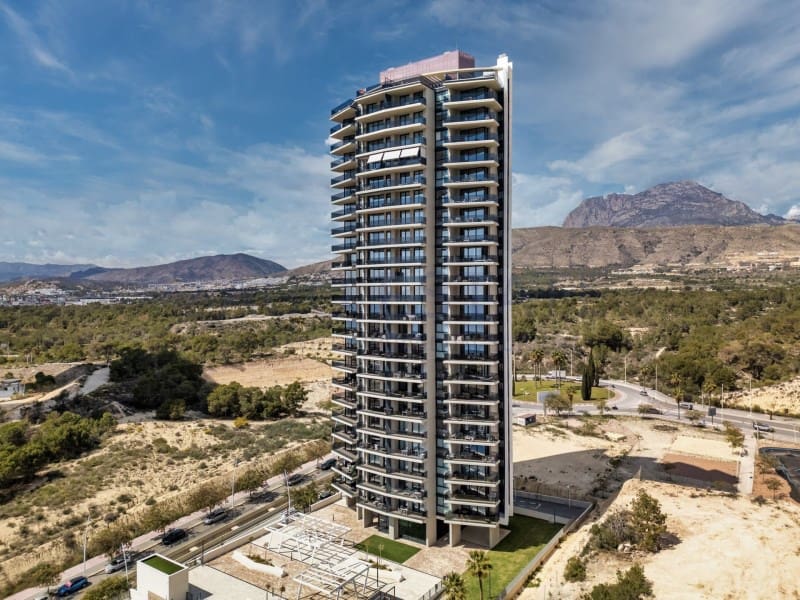 3 slaapkamer Flat te koop in Benidorm met garage - € 690.000 (Ref: 9910406)