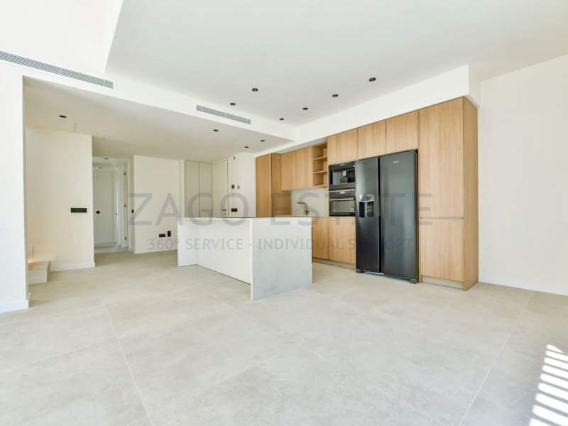 Chalet de 3 habitaciones en Finestrat en venta con garaje - 790.000 € (Ref: 9915792)