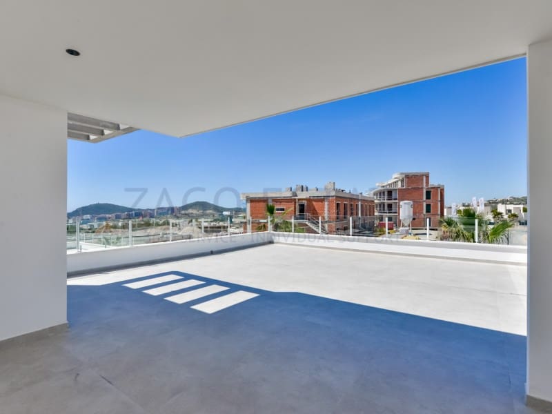 Chalet de 3 habitaciones en Finestrat en venta con garaje - 790.000 € (Ref: 9915792)