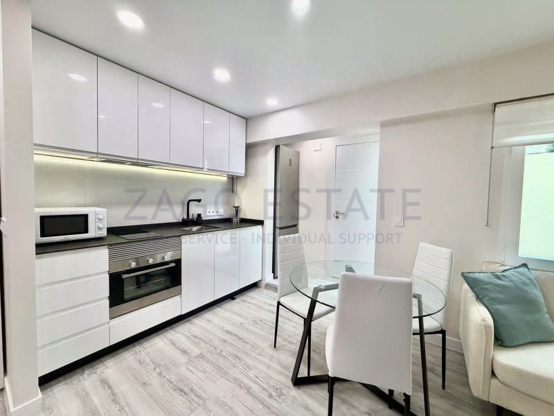 2 bedroom Apartment for rent in Alicante / Alacant city - € 1,400 (Ref: 9939594)