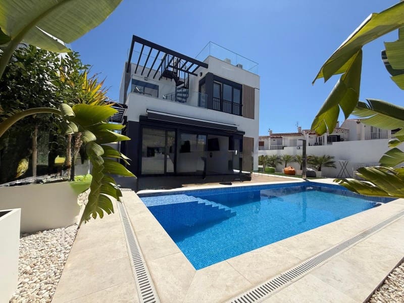 Chalet de 3 habitaciones en Barranco Hondo en venta con garaje - 530.000 € (Ref: 9941985)