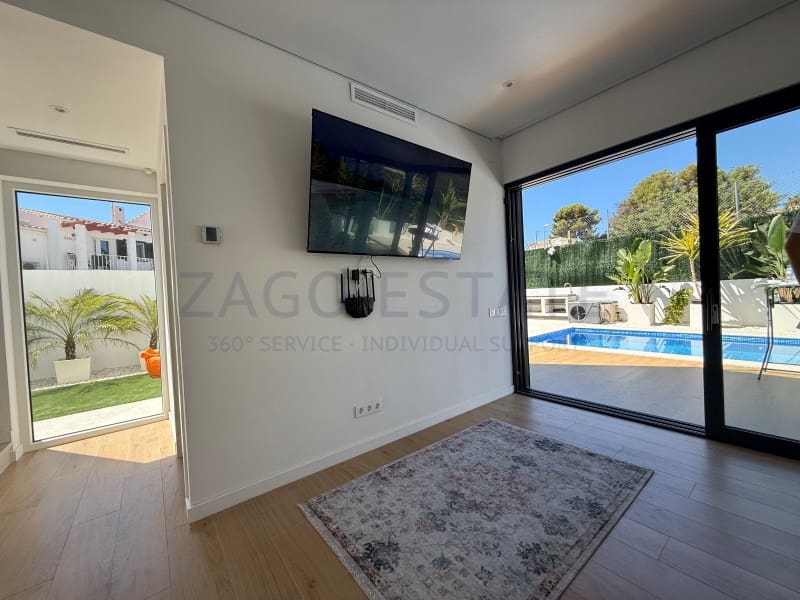 Chalet de 3 habitaciones en Barranco Hondo en venta con garaje - 530.000 € (Ref: 9941985)