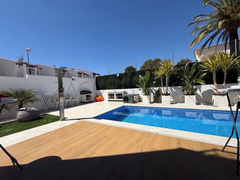 Chalet de 3 habitaciones en Barranco Hondo en venta con garaje - 530.000 € (Ref: 9941985)
