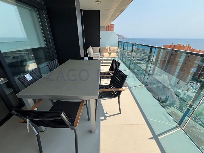 Flat for rent in Benidorm with pool garage - € 2,100 (Ref: 9959397)