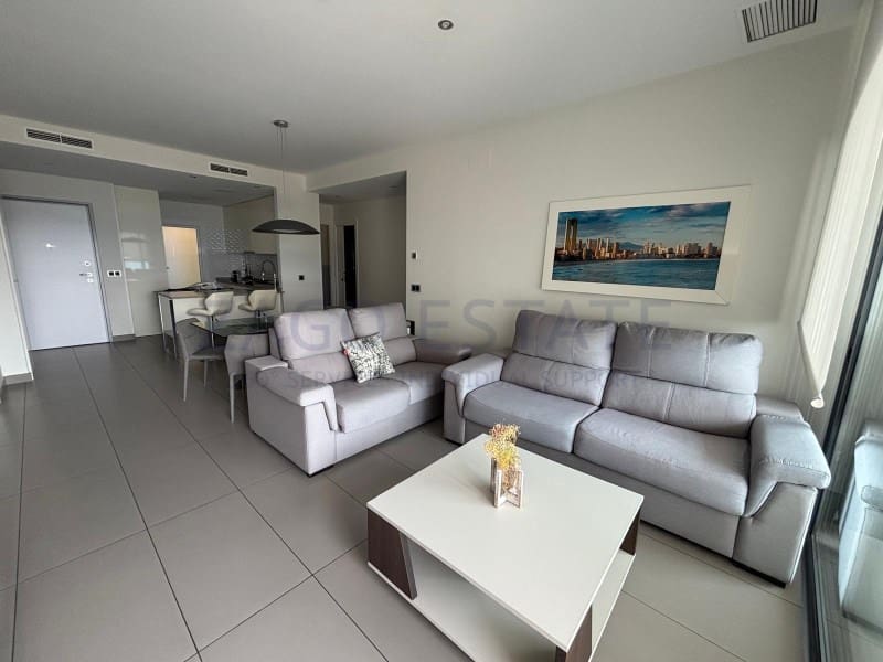 Flat for rent in Benidorm with pool garage - € 2,100 (Ref: 9959397)