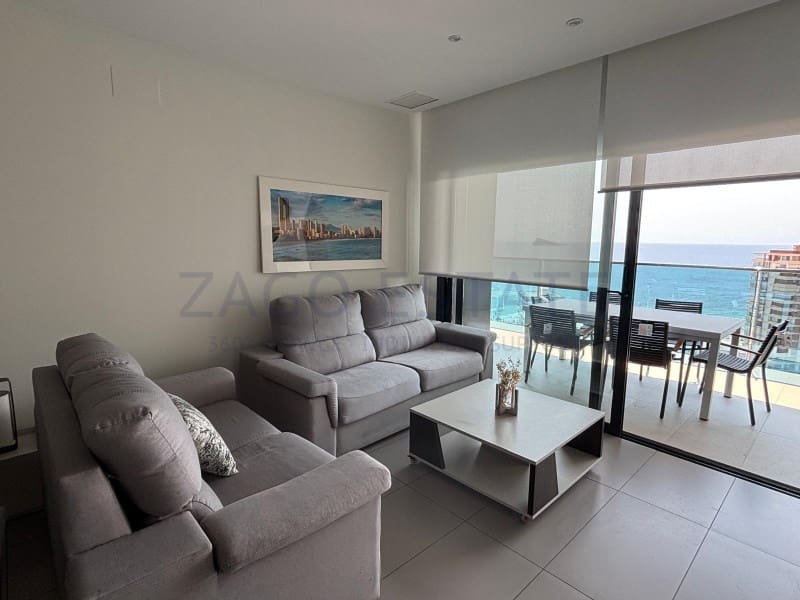 Flat for rent in Benidorm with pool garage - € 2,100 (Ref: 9959397)