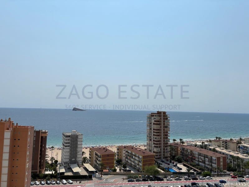 Flat for rent in Benidorm with pool garage - € 2,100 (Ref: 9959397)