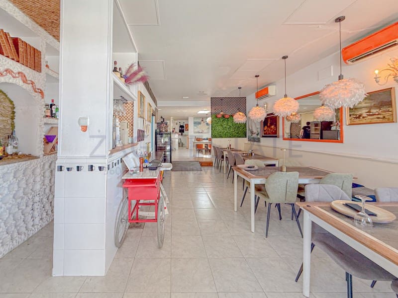 Commercial for rent in Benidorm - € 2,500 (Ref: 9964956)