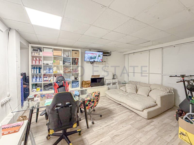 Commercial for rent in Benidorm - € 2,500 (Ref: 9964956)