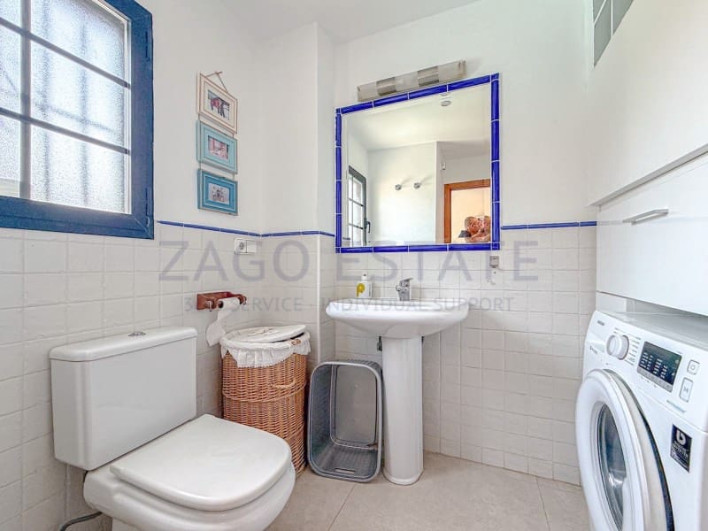 Pareado de 3 habitaciones en Alfaz del Pi / L'Alfàs del Pi en venta con piscina garaje - 470.000 € (Ref: 9990384)