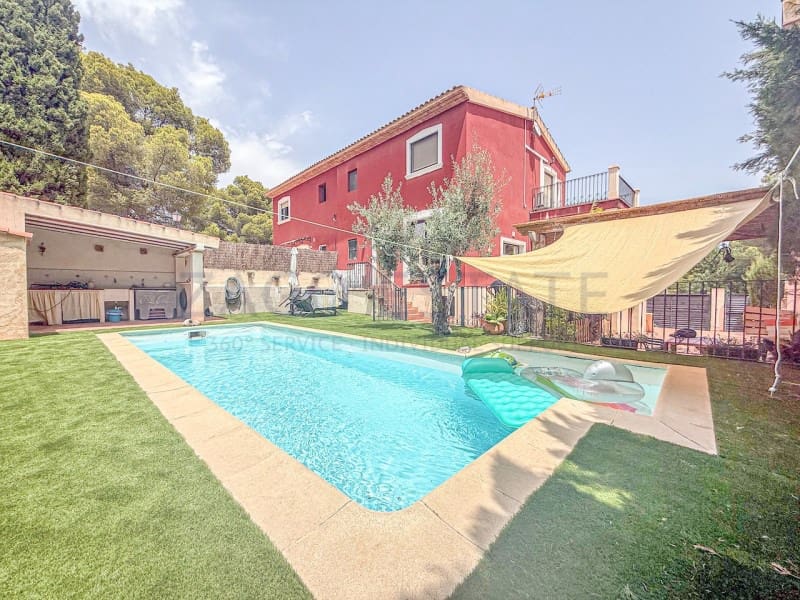 Pareado de 3 habitaciones en Alfaz del Pi / L'Alfàs del Pi en venta con piscina garaje - 470.000 € (Ref: 9990384)