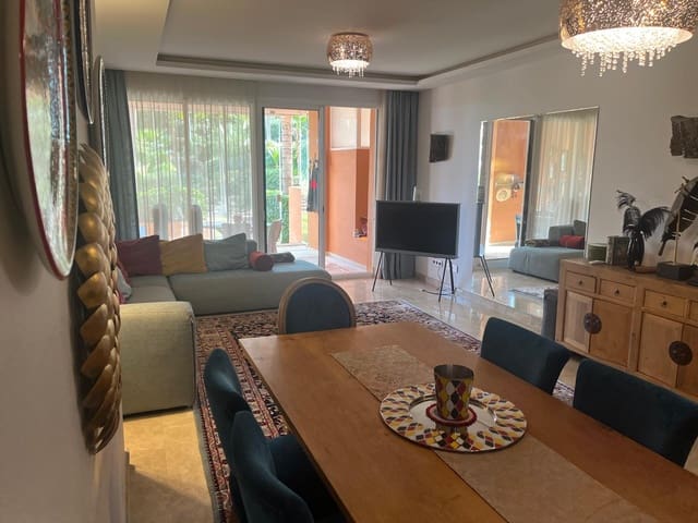 2 sypialnia Apartament na sprzedaż w Bahía de Marbella, Marbella z basenem garażem - 645 000 € (Ref: 9731546)