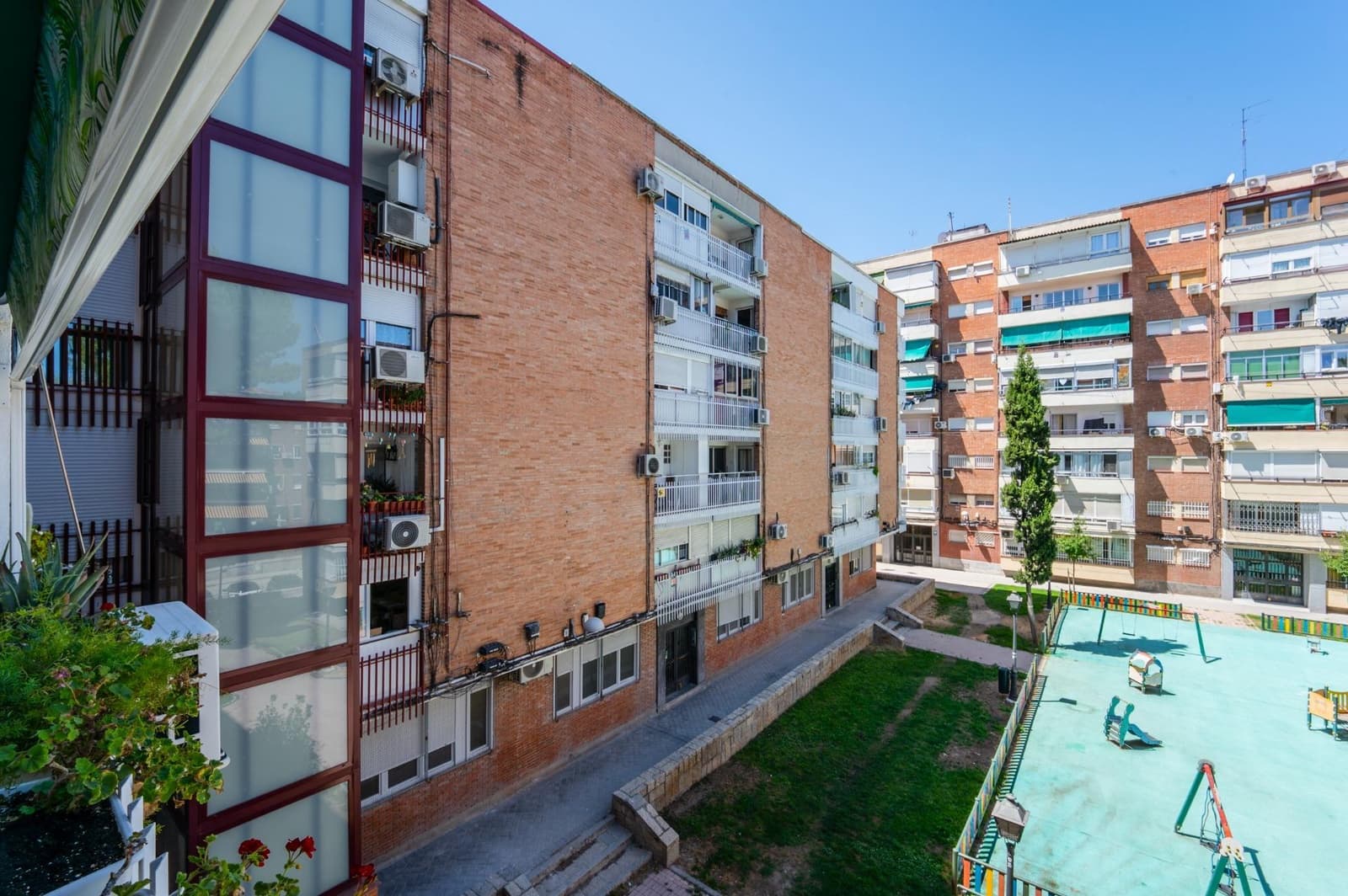 2 sypialnia Mieszkanie na sprzedaż w Miasto Madryt - 320 000 € (Ref: 10009201)