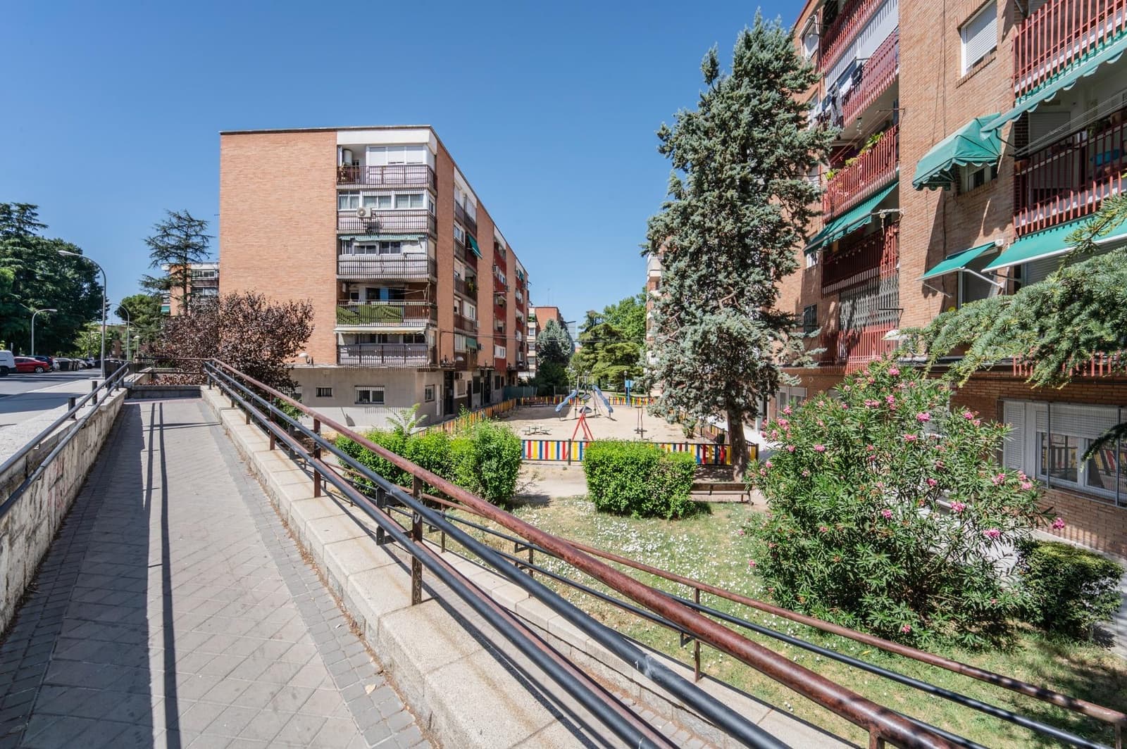 2 sypialnia Mieszkanie na sprzedaż w Miasto Madryt - 320 000 € (Ref: 10009201)